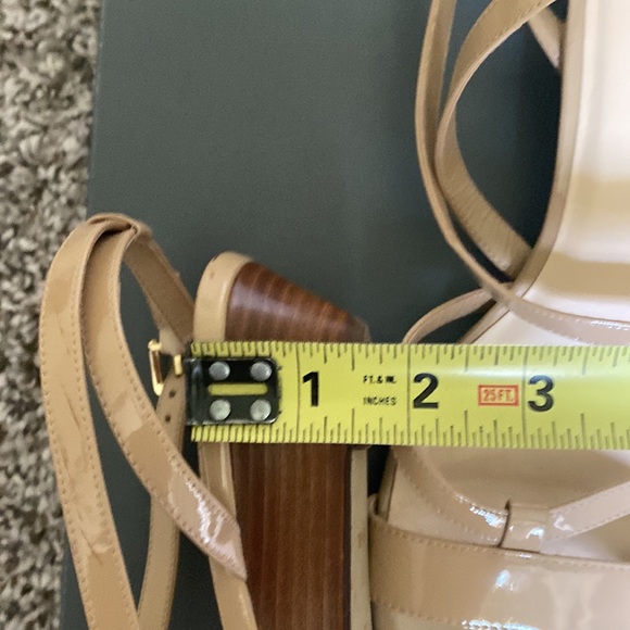 Ladies Cole Haran Patent Leather Wedge Sandals - Picture 2 of 7